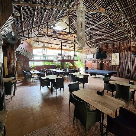Mb'S Garden Inn Мактан Екстер'єр фото
